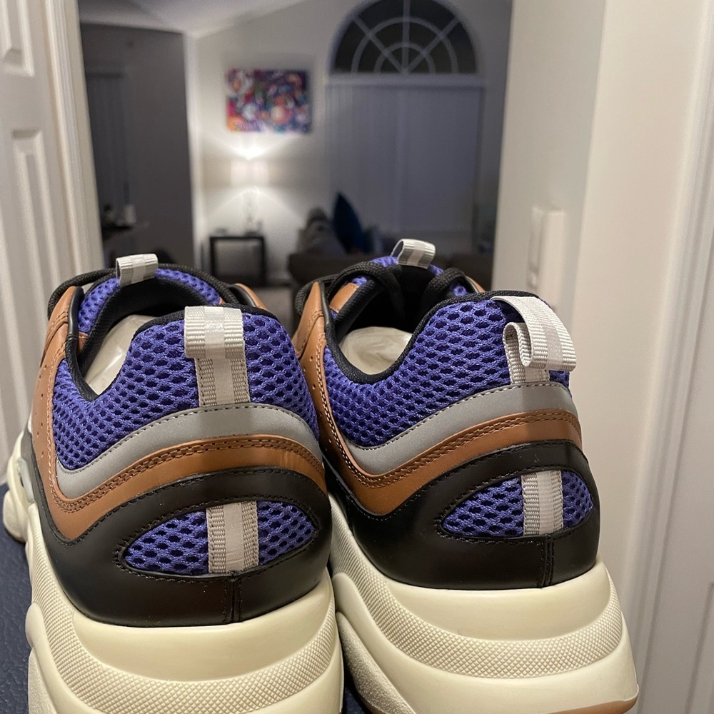 Dior B22 Sneakers - Picture 4 of 12